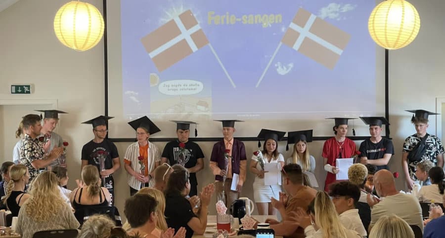 Skoleafslutning Behandlings og Specialskolen Magleby Behandlings og Specialskolen Magleby Skoleafslutning Behandlings og Specialskolen Magleby